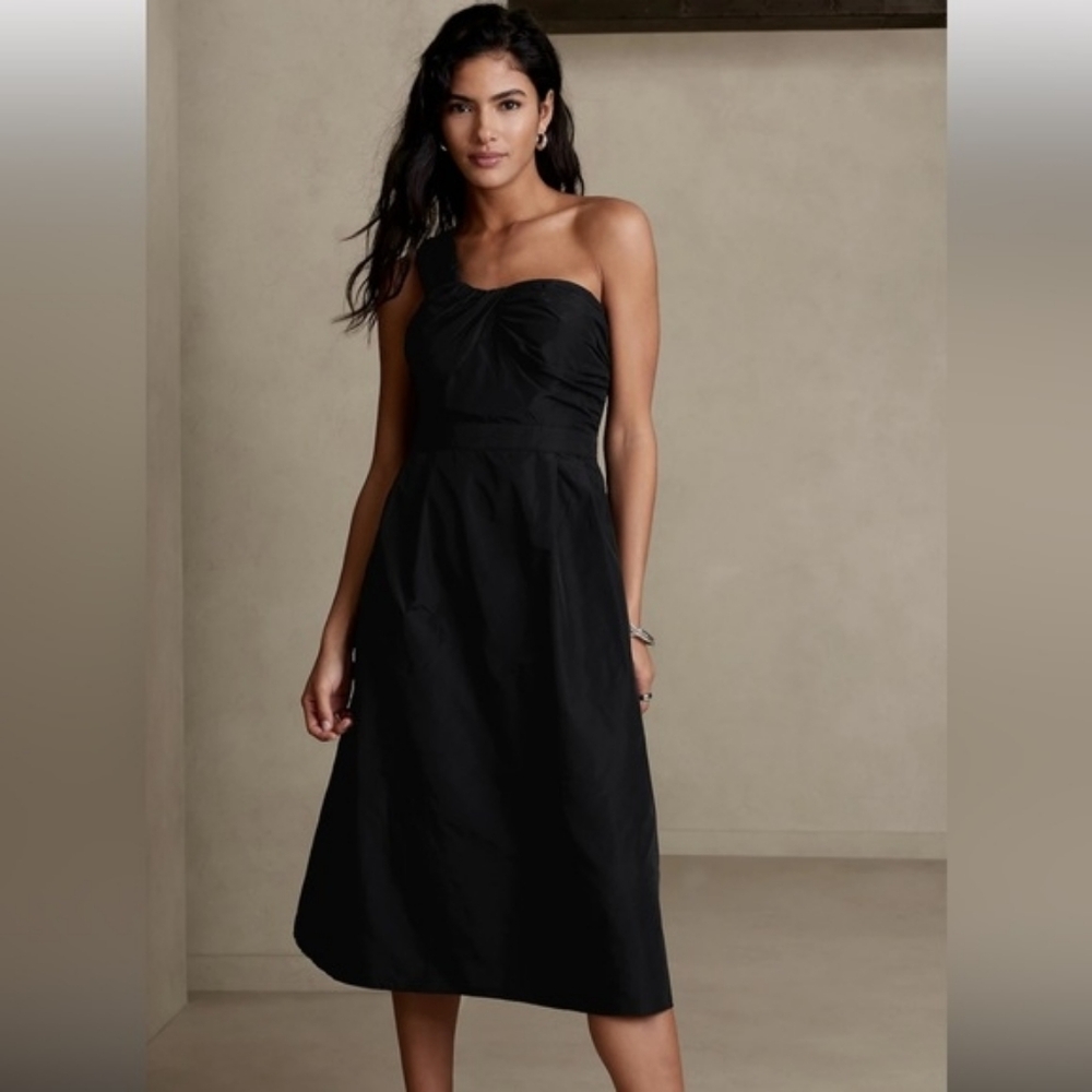 Banana Republic Women’s Black Taffeta One-Shoulder Shift Cocktail Midi Dress 10T